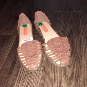 Rocket Dog Sandal (Brown and White).